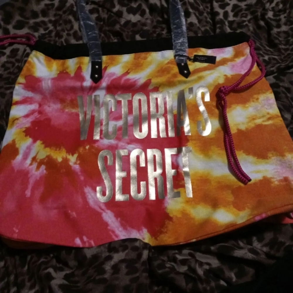 Victoria Secret tote